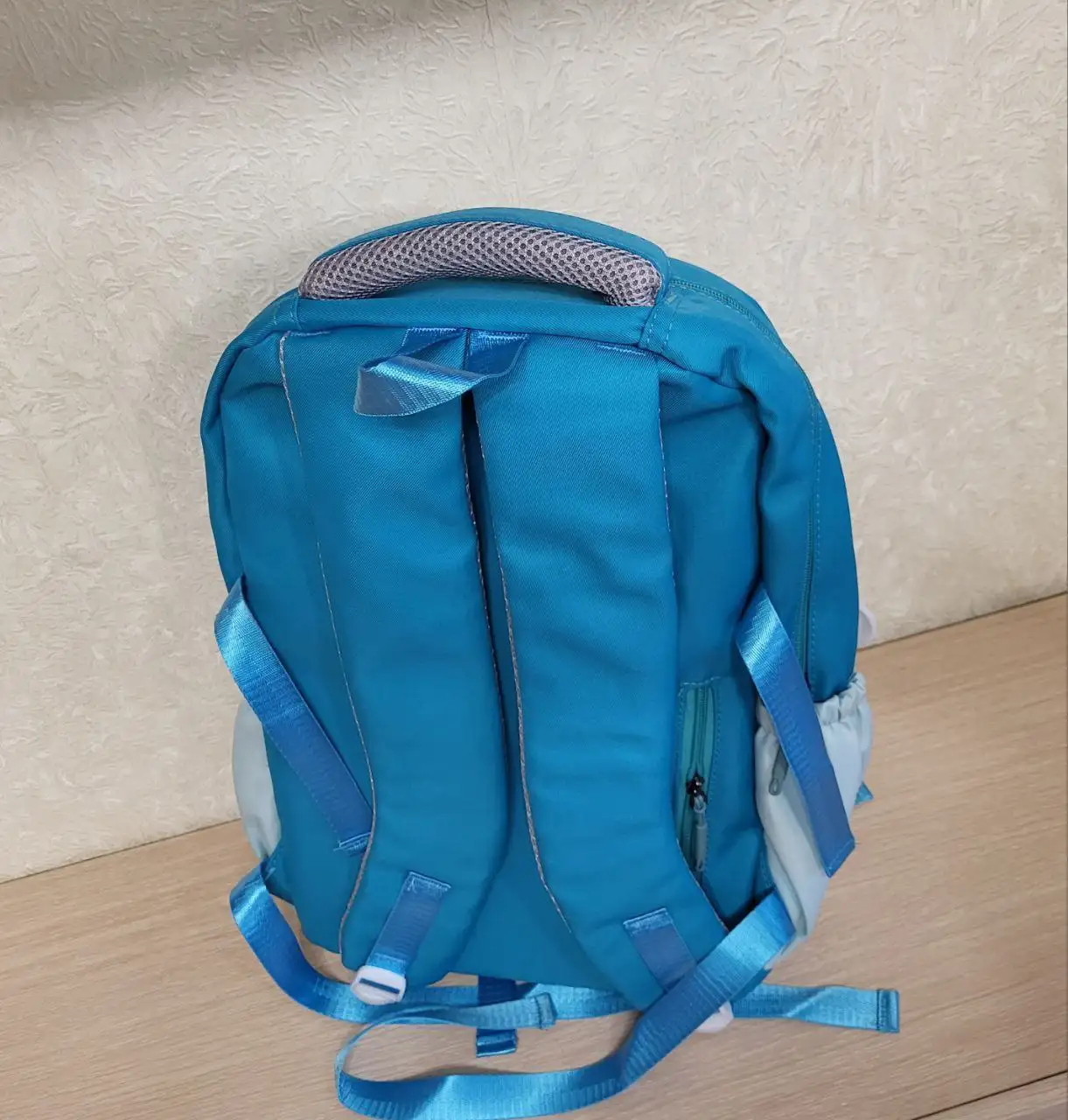 Новый рюкзак с эргономичным дизайном - Рюкзаки (Барахолка) в Самара