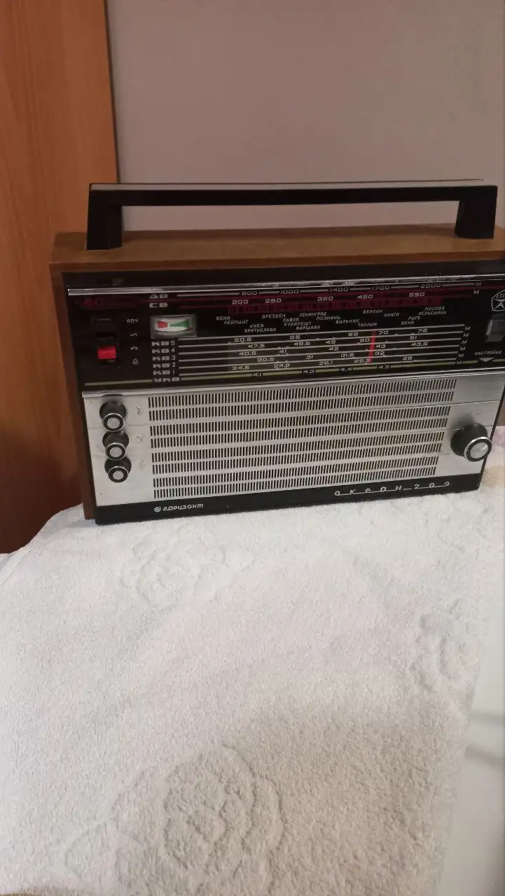 Продажа транзистора ОКЕАН 209 в рабочем состоянии - Радиодетали (Электроника) в Отрадный