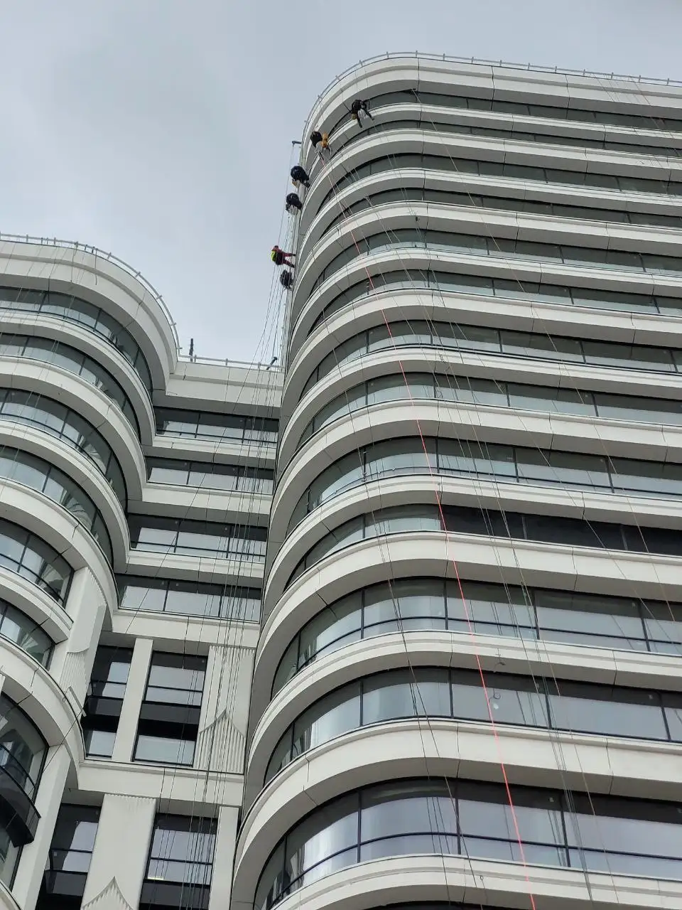 Услуги профессиональных альпинистов для высотных работ - Высотные работы/Альпинисты (Услуги) в Самара