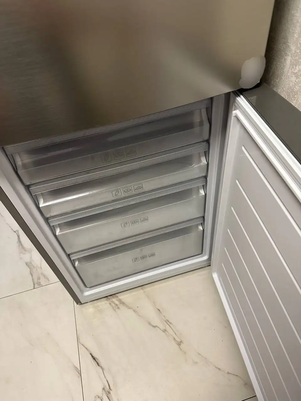 Продажа холодильника Haier в идеальном состоянии - Холодильники (Для дома и дачи) в Самара