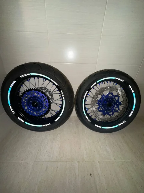 Новые колеса для мотоцикла - Запчасти для грузовиков в Самара