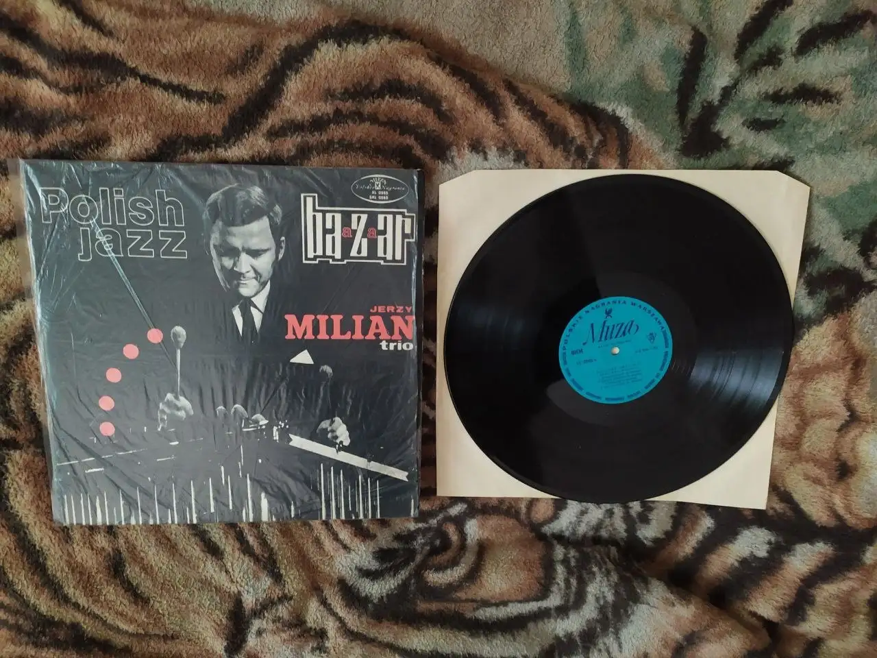 Виниловые пластинки различных музыкальных жанров - Музыкальные носители (Хобби и отдых) в Самара