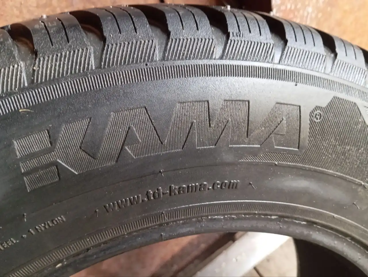 Продам комплект зимней шипованной резины Кама ALGA suv 215/65/R16 - Шины и диски (Запчасти) в Самара