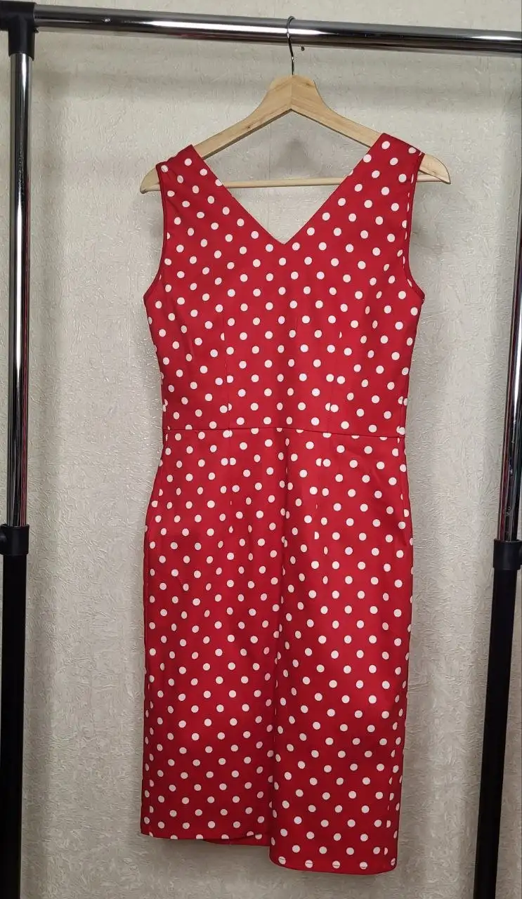 Новое платье Valentina красное с белым горохом - Платья (Одежда) в Самара