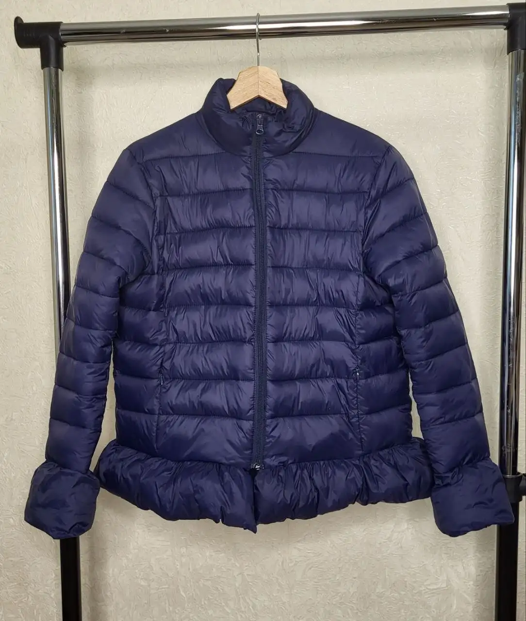 Женская куртка Incity осень/весна б/у - Верхняя одежда (Одежда) в Самара