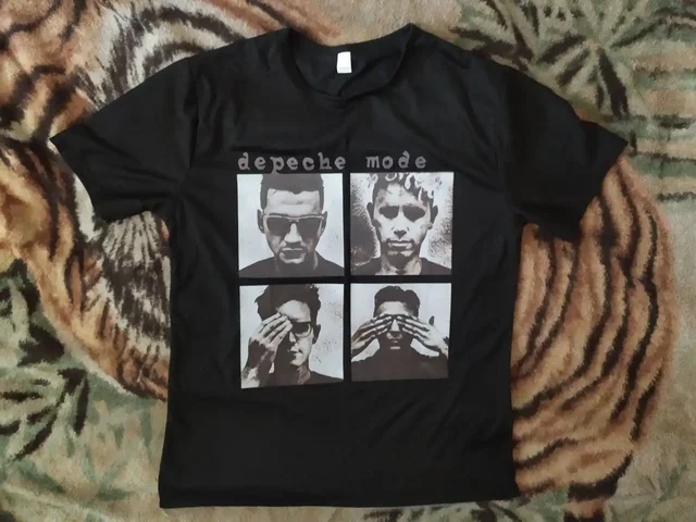 Продажа новых и редких футболок с принтами музыкальных групп и фильмов - частное объявление в Самара