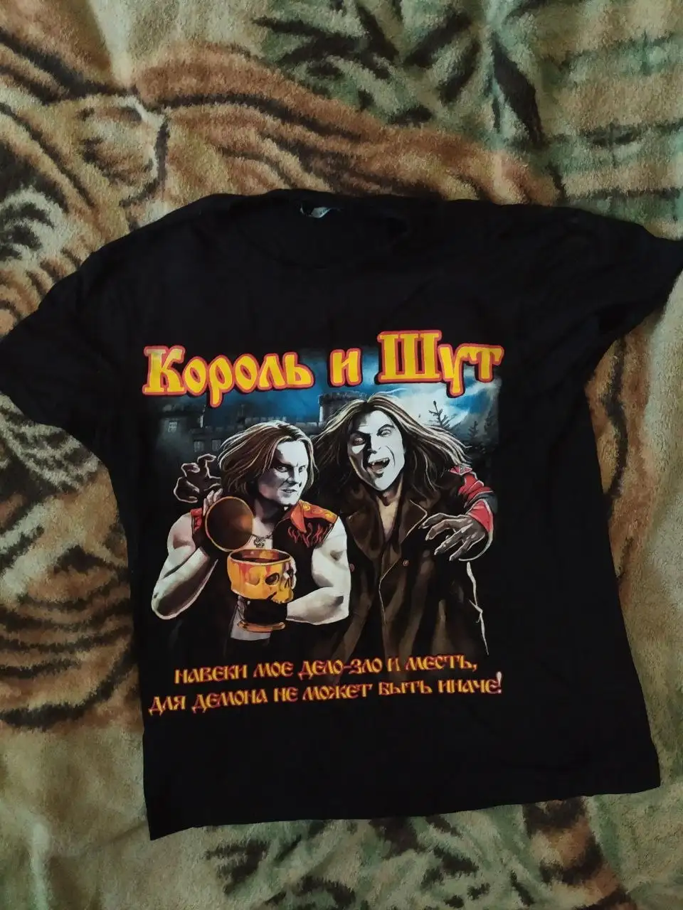 Продажа новых и редких футболок с принтами музыкальных групп и фильмов - Футболки (Одежда) в Самара