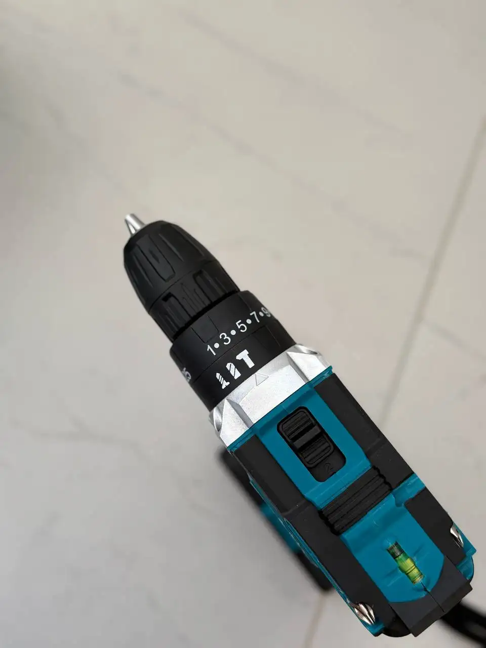 Продам новый шуруповёрт Makita 48V - Инструменты (Электроника) в Самара