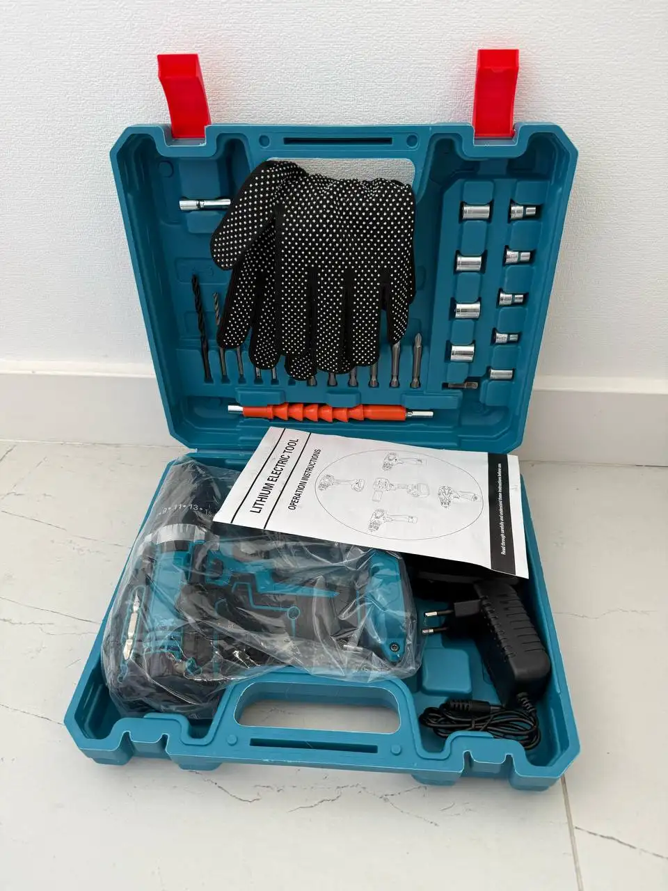 Продам новый шуруповёрт Makita 48V - Инструменты (Электроника) в Самара