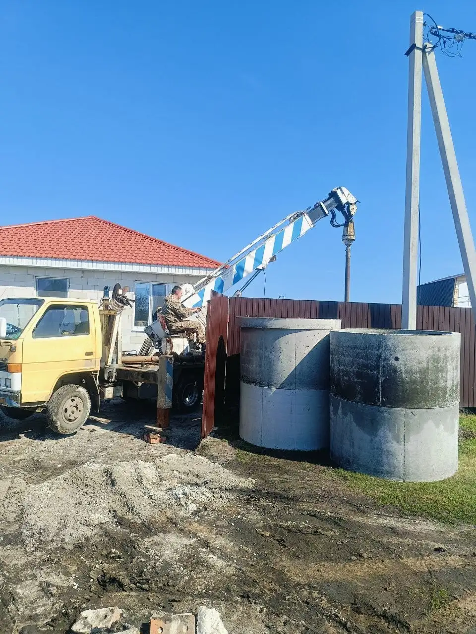 Установка колодца под ключ в п. Угловой - Строительные и монтажные работы (Услуги) в п. Угловой, Красноярский район