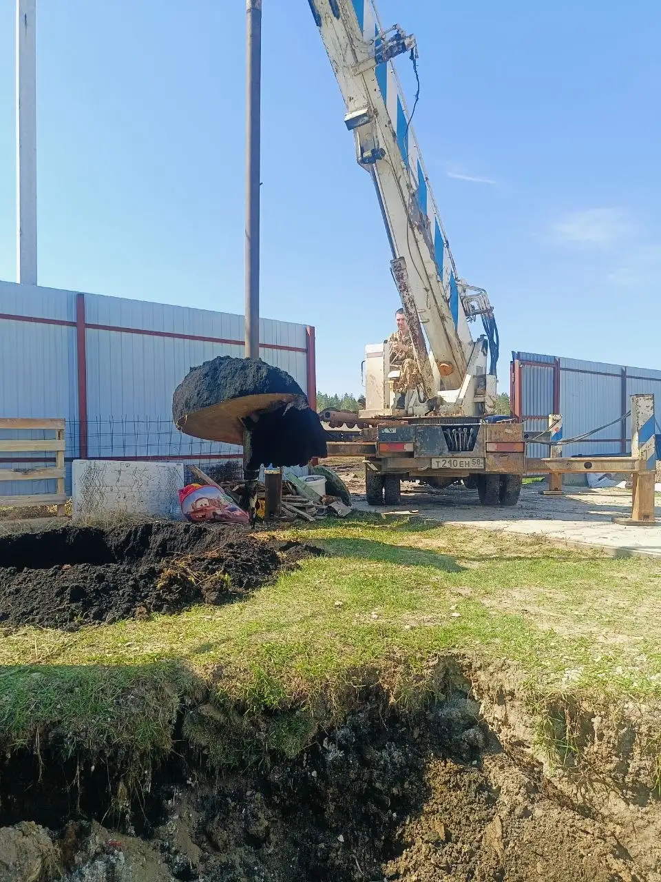 Установка колодца под ключ в п. Угловой - Строительные и монтажные работы (Услуги) в п. Угловой, Красноярский район