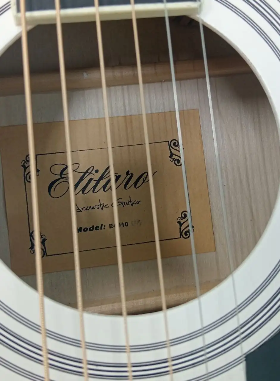 Акустическая гитара Elitaro 4/4 - Музыкальные инструменты (Хобби и отдых) в Самара