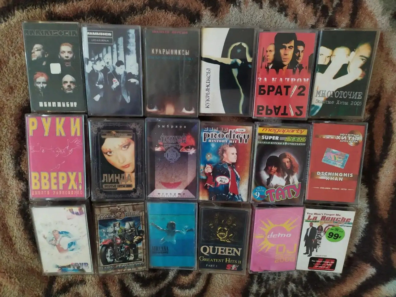 Продажа коллекции музыки: виниловые пластинки, CD, аудиокассеты - Коллекционирование (Хобби и отдых) в Самара