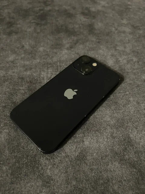 Продам iPhone 13 mini с разбитым экраном и замененным АКБ - Радиоаппаратура и измерительное оборудование в Самара