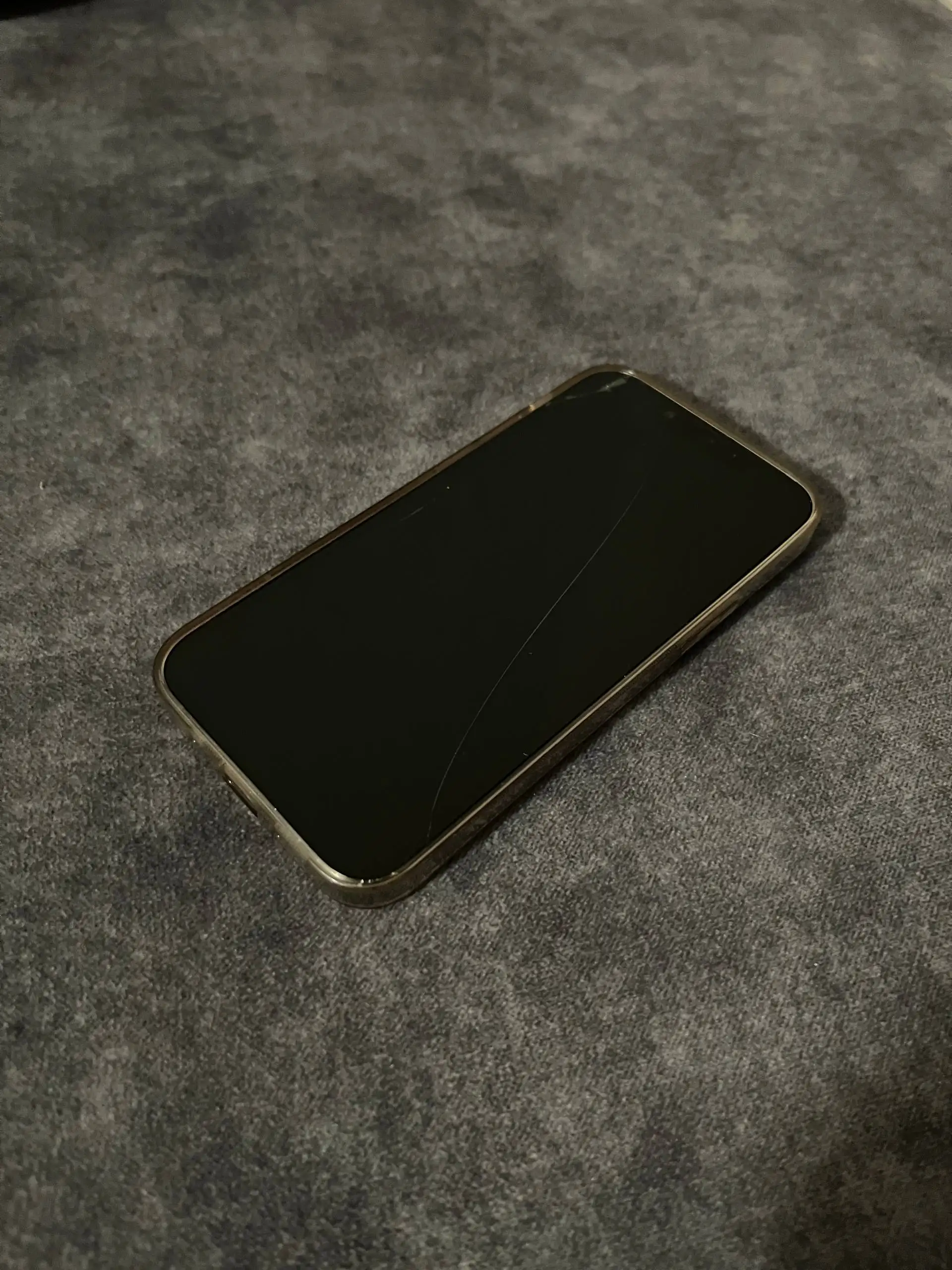 Продам iPhone 13 mini с разбитым экраном и замененным АКБ - Смартфоны (Электроника) в Самара