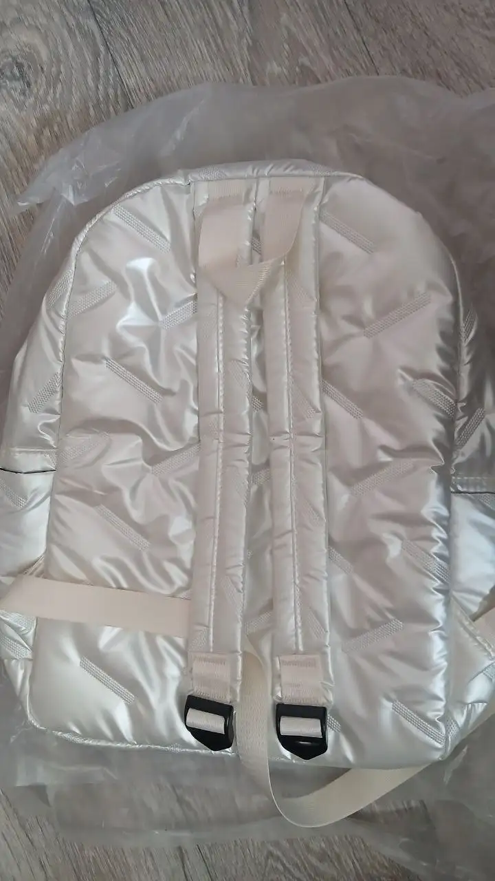 Стильный белый рюкзак - Рюкзаки (Одежда) в Самара