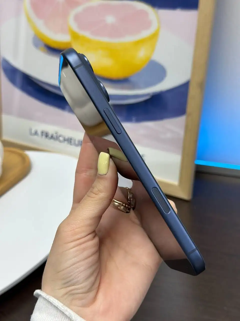 iPhone 17 Pro Deep Blue 256Gb новый - Смартфоны и гаджеты (Электроника) в Самара