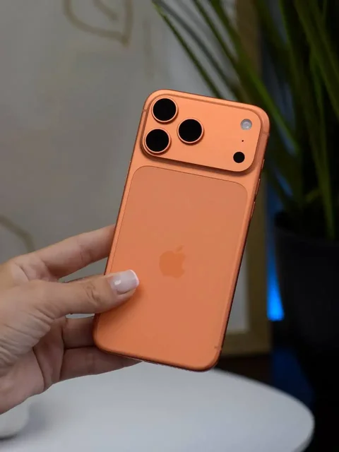 iPhone 17 Pro Cosmic Orange 256Gb - Игры и консоли в Самара