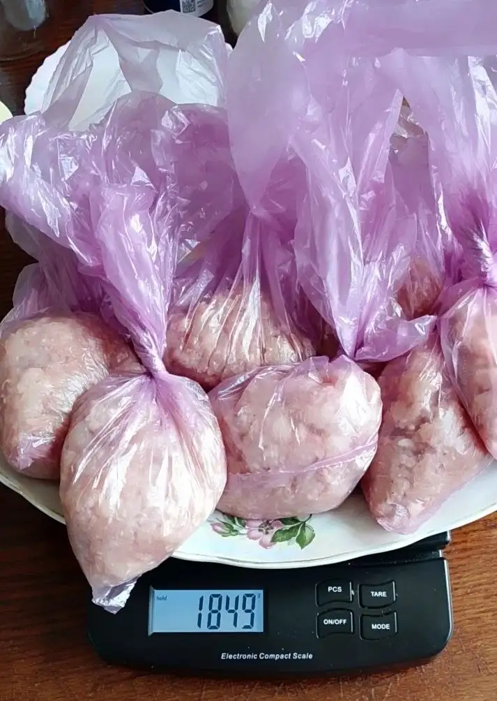 Продажа мяса молодых кроликов - Мясо (Еда) в Неизвестно