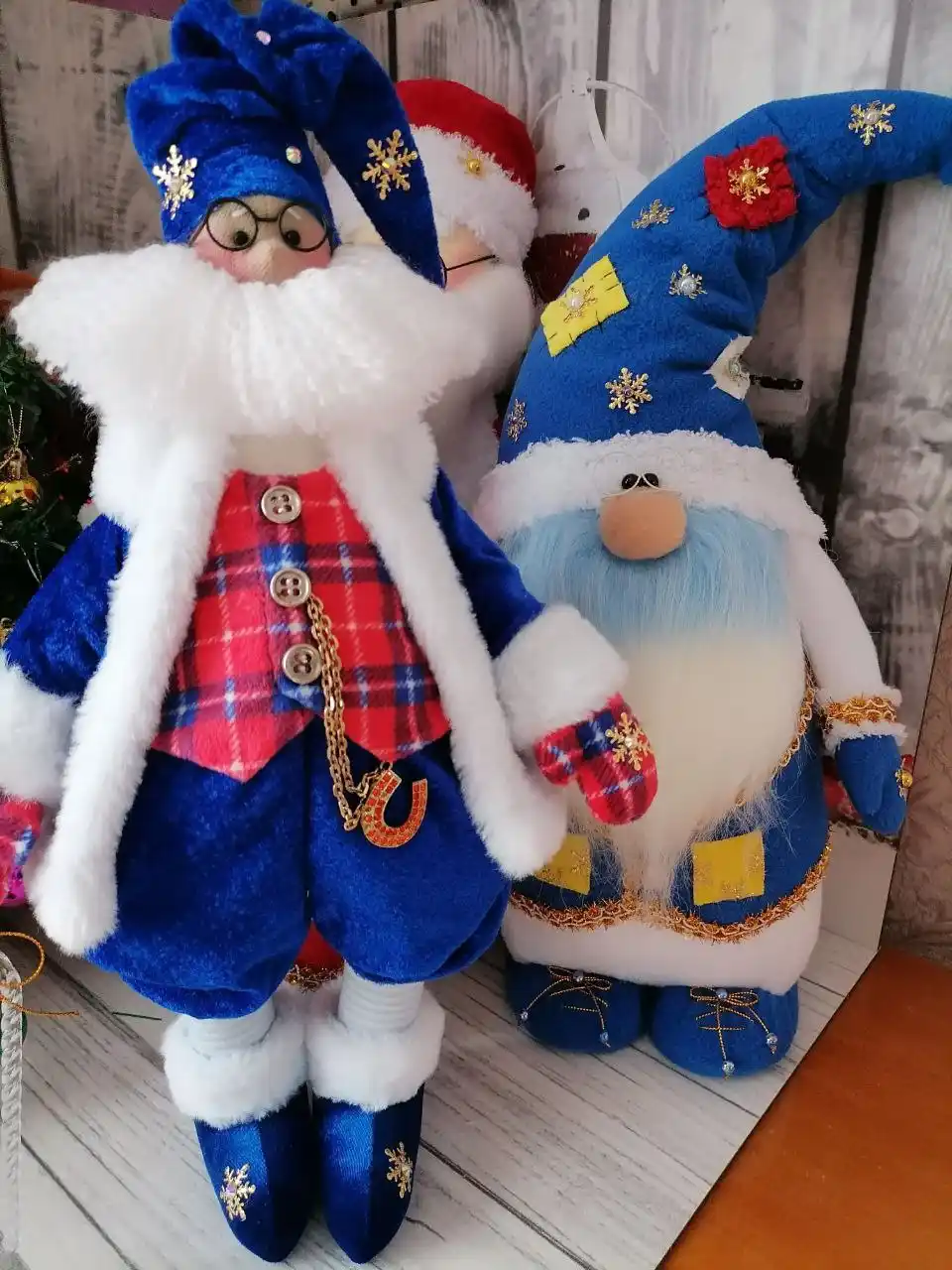 Новогодние игрушки