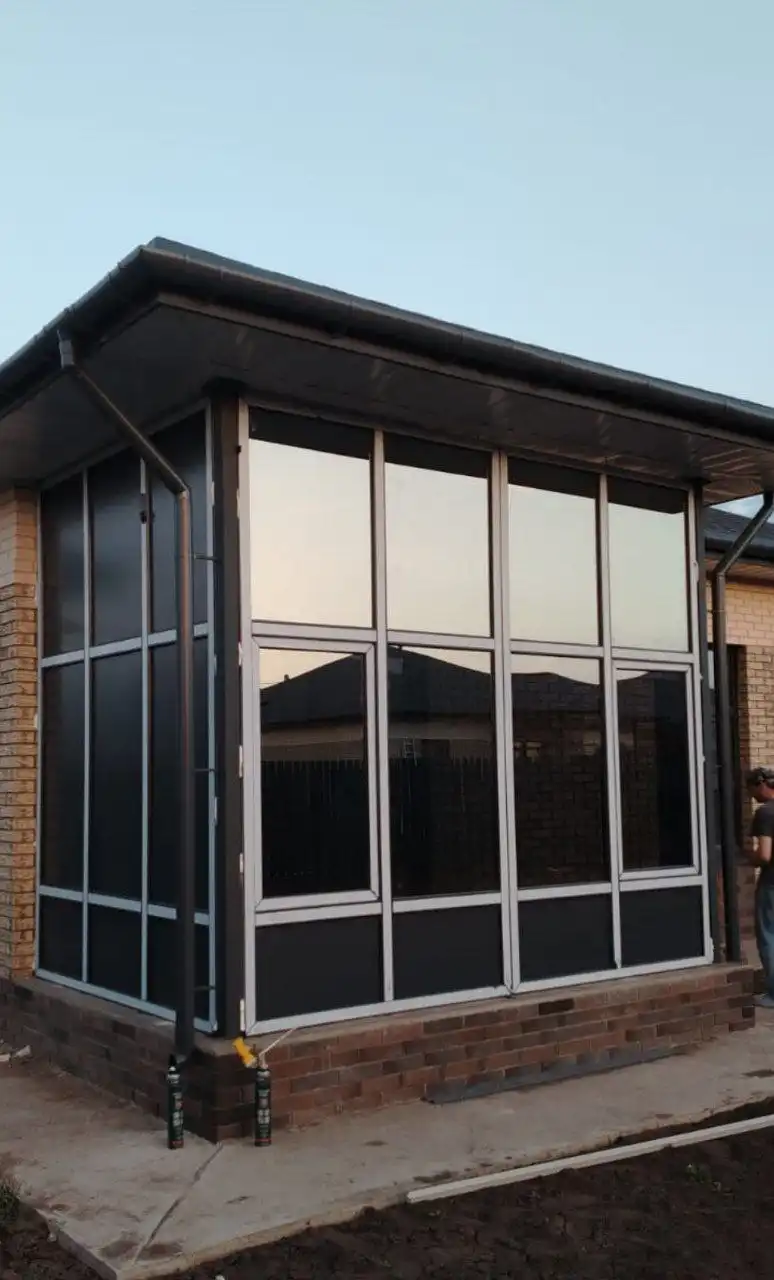 Услуги по ремонту и изготовлению окон, балконов, террас