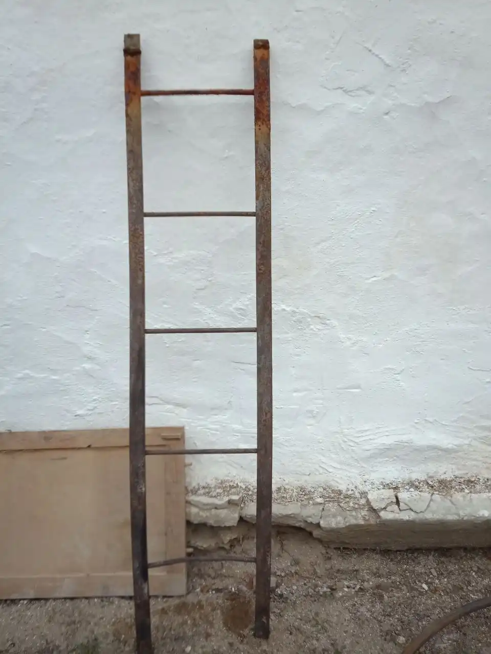 Продажа железной лестницы