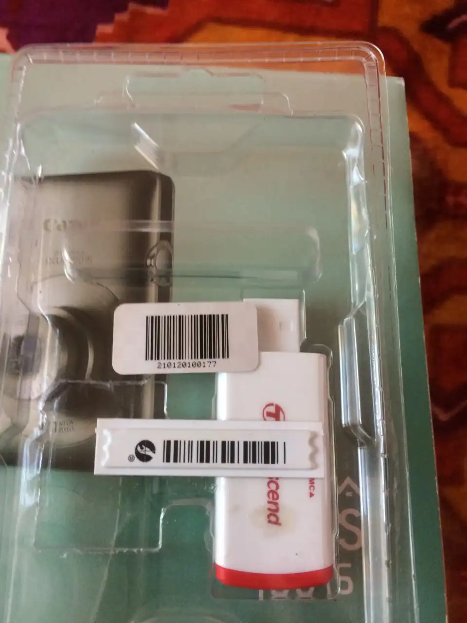 Canon Ixus 100 - винтажный компактный фотоаппарат - Фотоаппараты (Электроника) в Оренбург