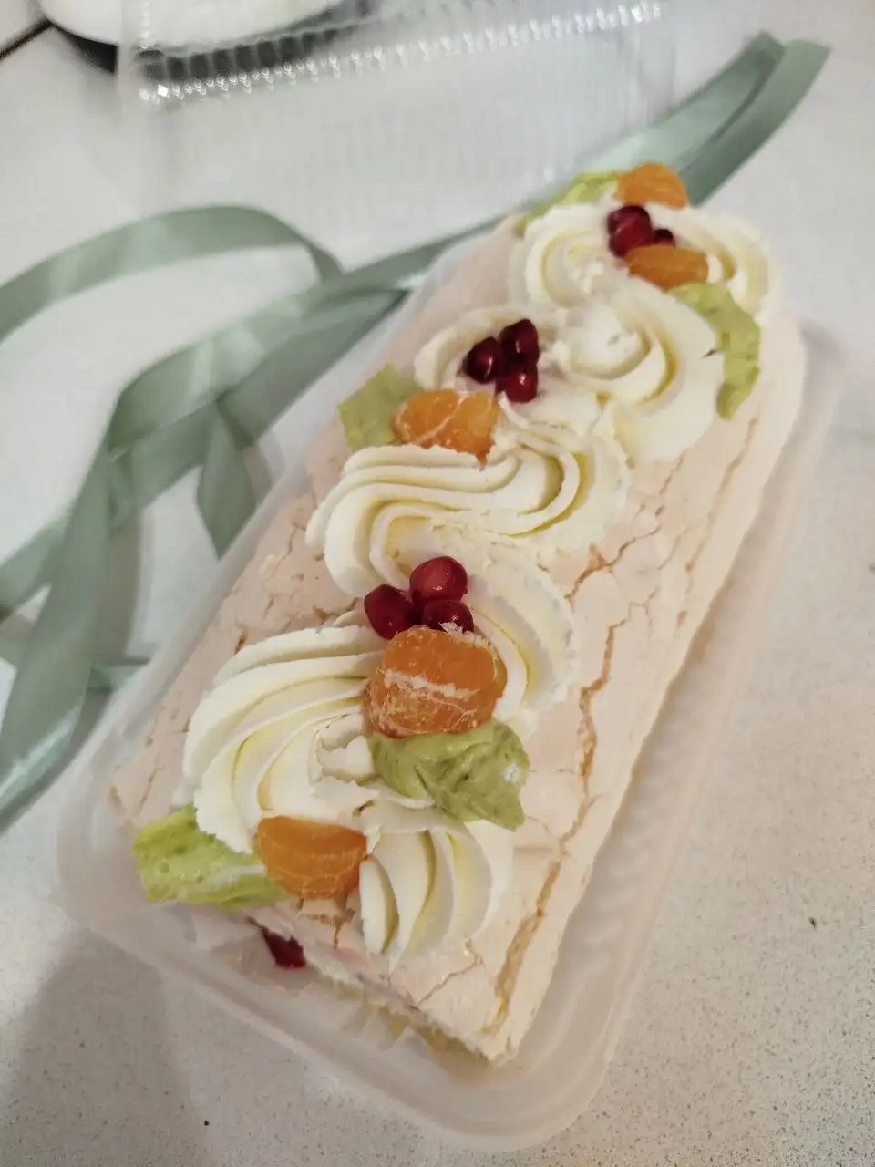 Продажа медовых тортов и меренговых рулетов - Продукты питания (Барахолка) в Оренбург