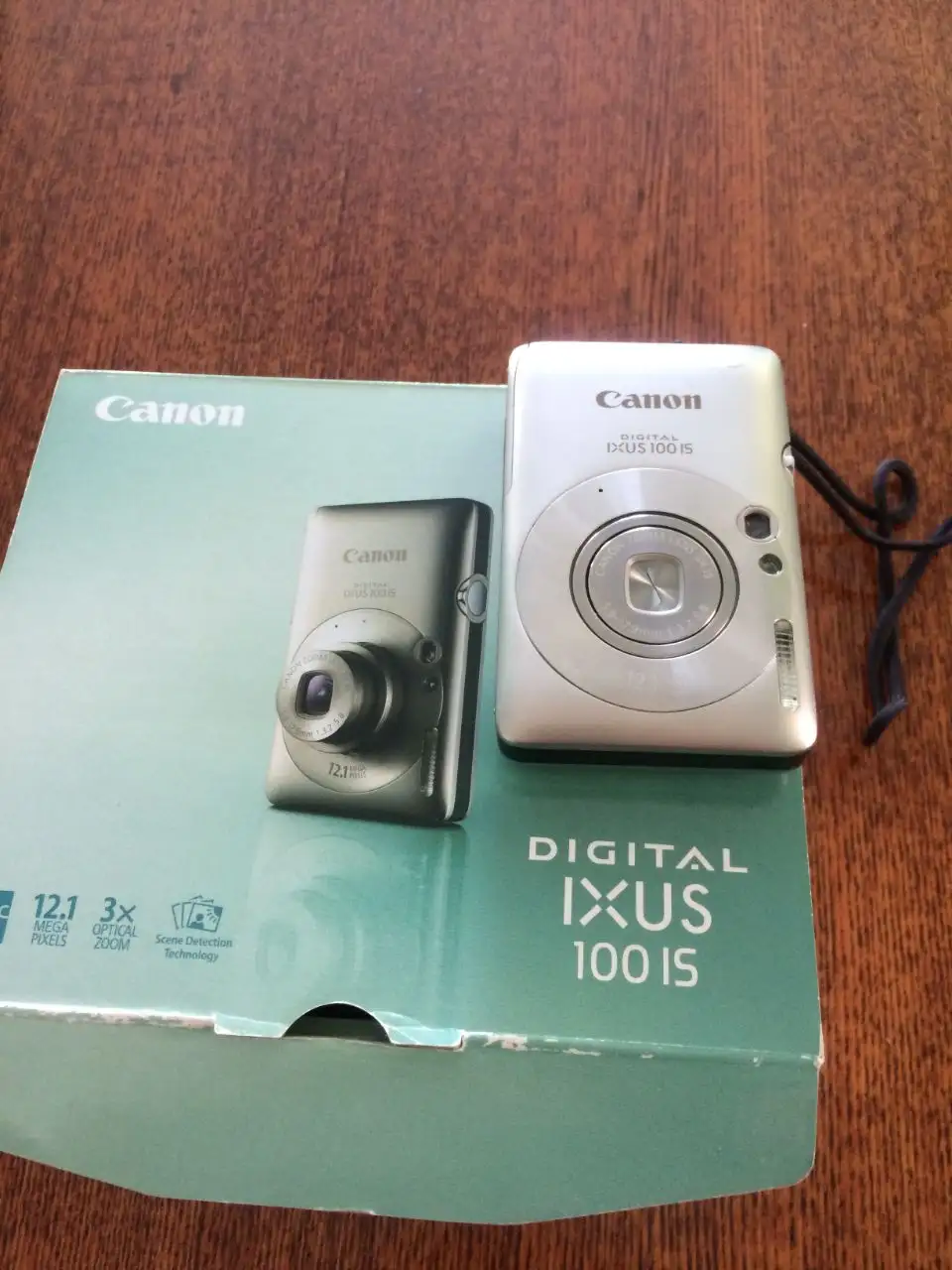 Canon Ixus 100 - компактный винтажный фотоаппарат - Фототехника (Электроника) в Оренбург
