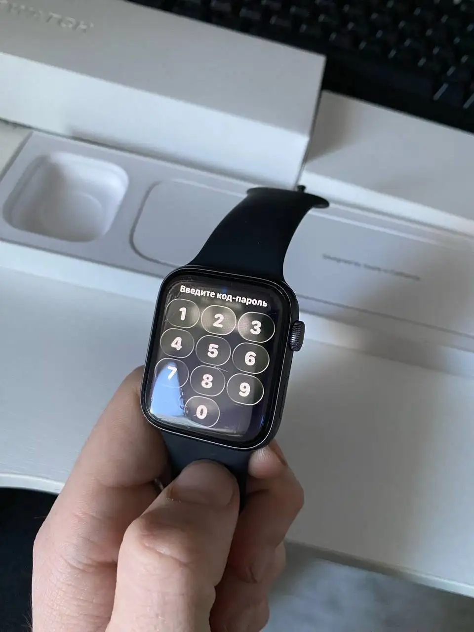 Продам Apple Watch 6 44mm черный - Часы и браслеты (Электроника) в Оренбург