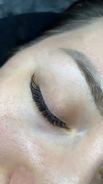 Услуги наращивания ресниц - Ритуальные услуги в Оренбург