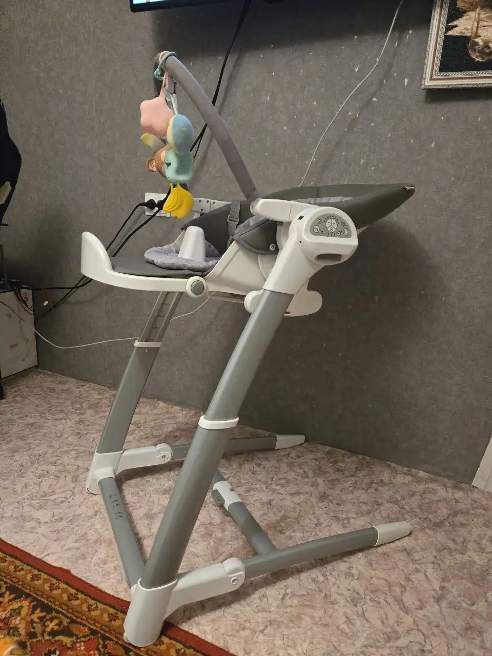 Продажа детских товаров: ванночка и стул 3в1