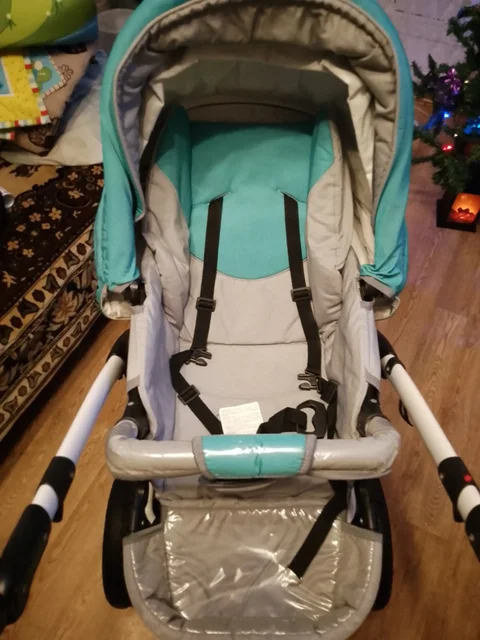 Коляска-вездеход с летним и зимним коробом - Товары для детей в Братск