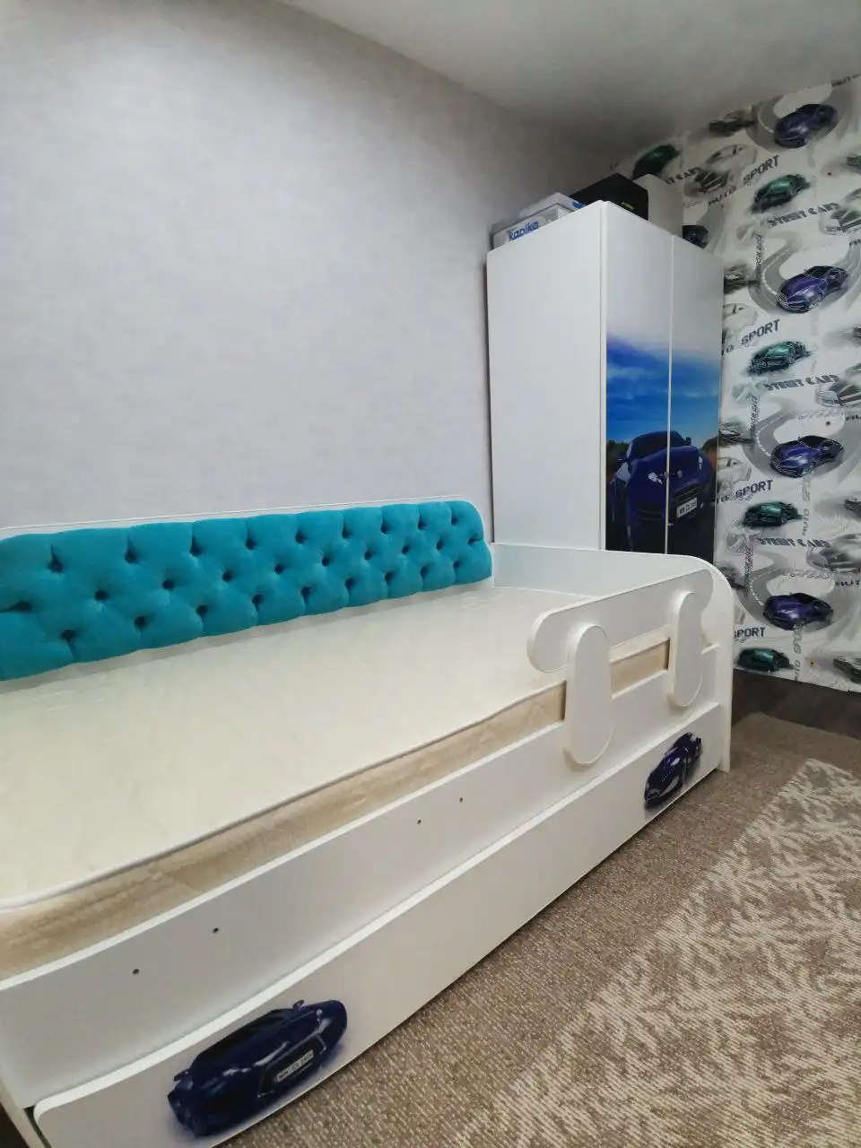 Продам комплект мебели: кровать+шкаф с матрацем Аскона