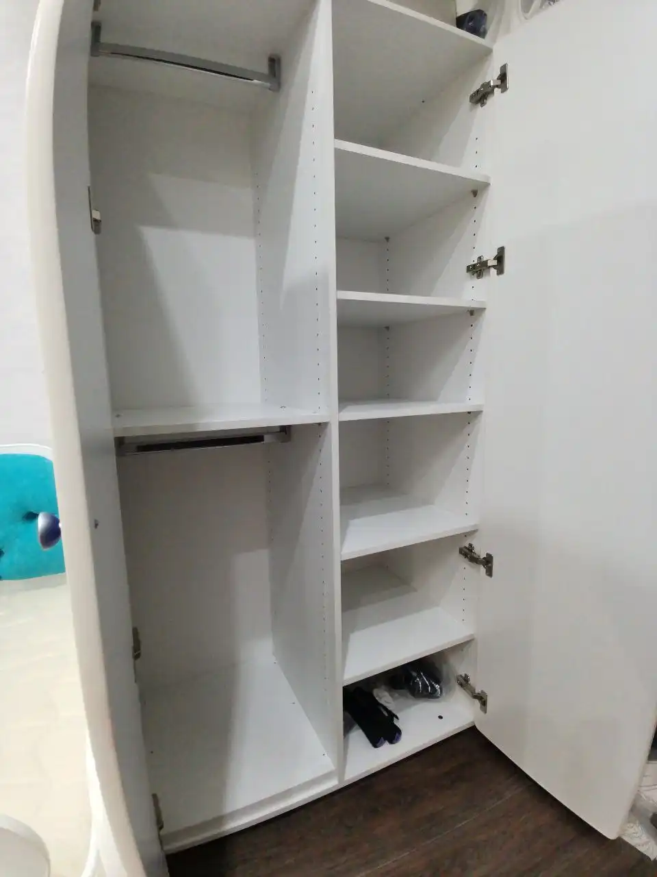 Продам комплект мебели: кровать+шкаф с матрацем Аскона