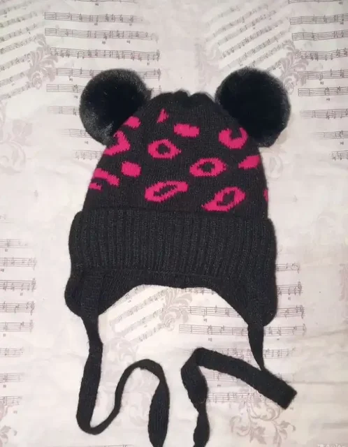 Детская одежда и шапка - частное объявление в Братск