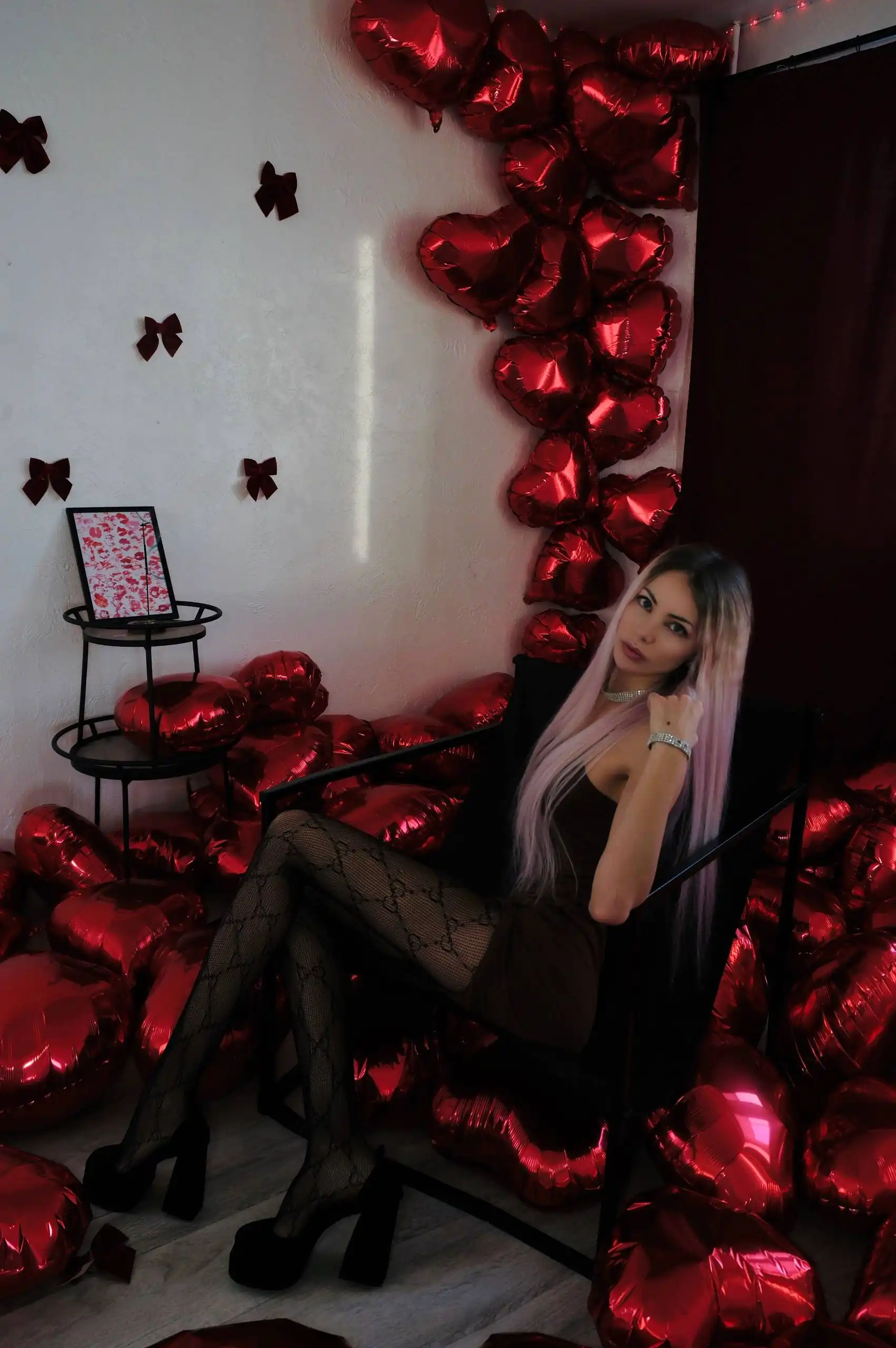 Фотограф в студии Братска - Строительные услуги в Братск