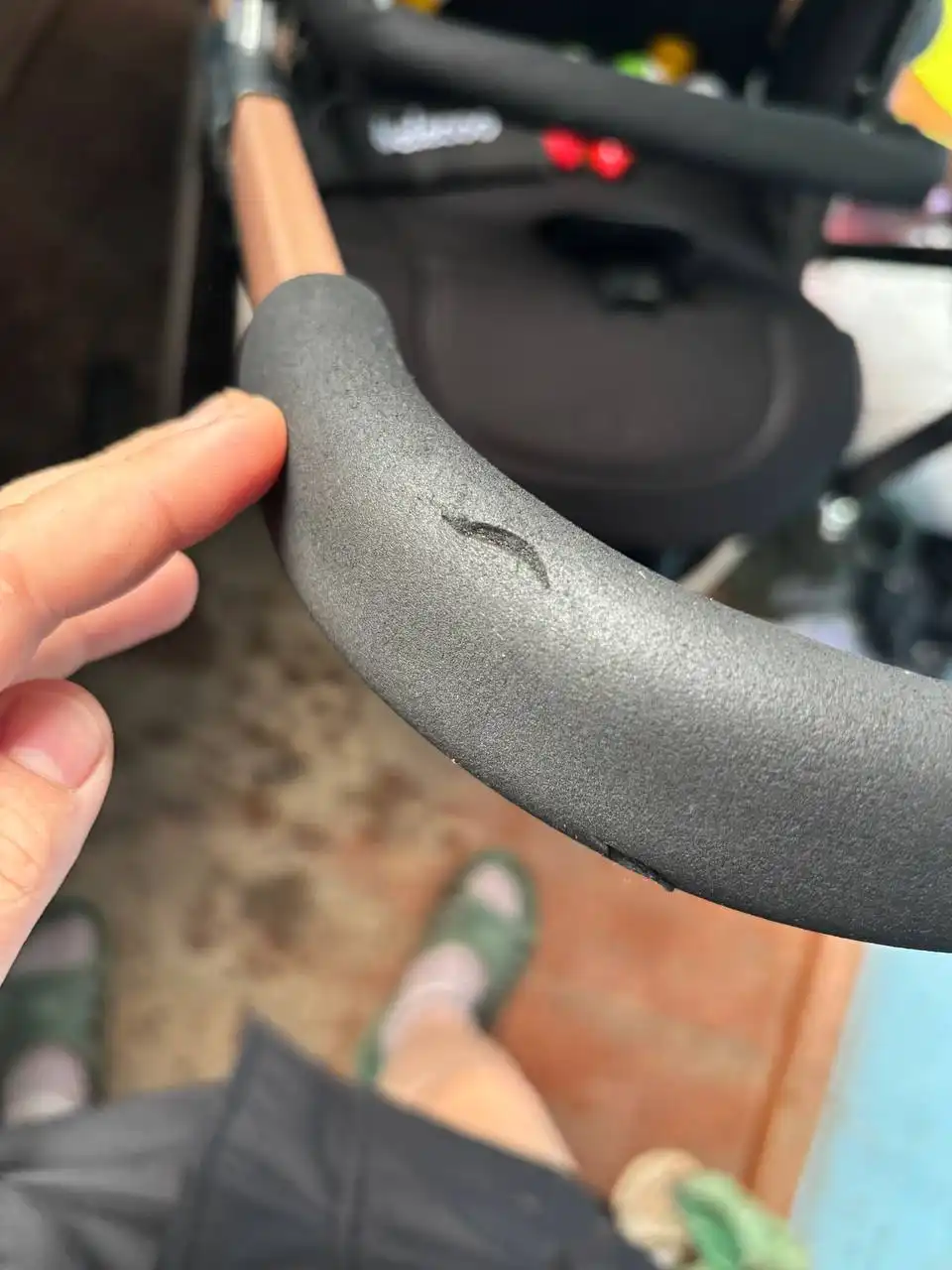 Продам коляску - Барахолка в Братск