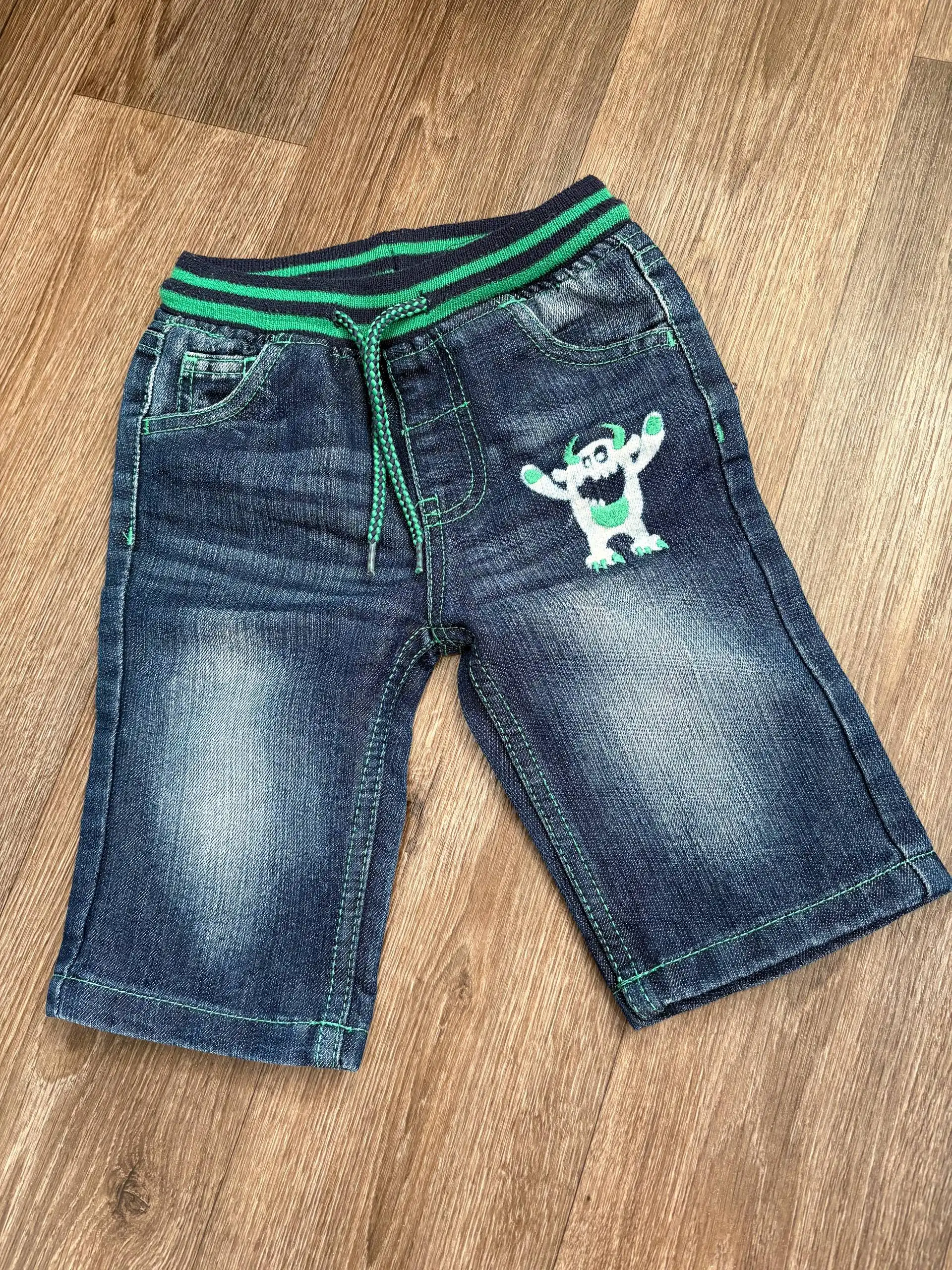 Детская одежда: курточка, комбинезон, шорты-капри - Одежда (Товары для детей) в Братск