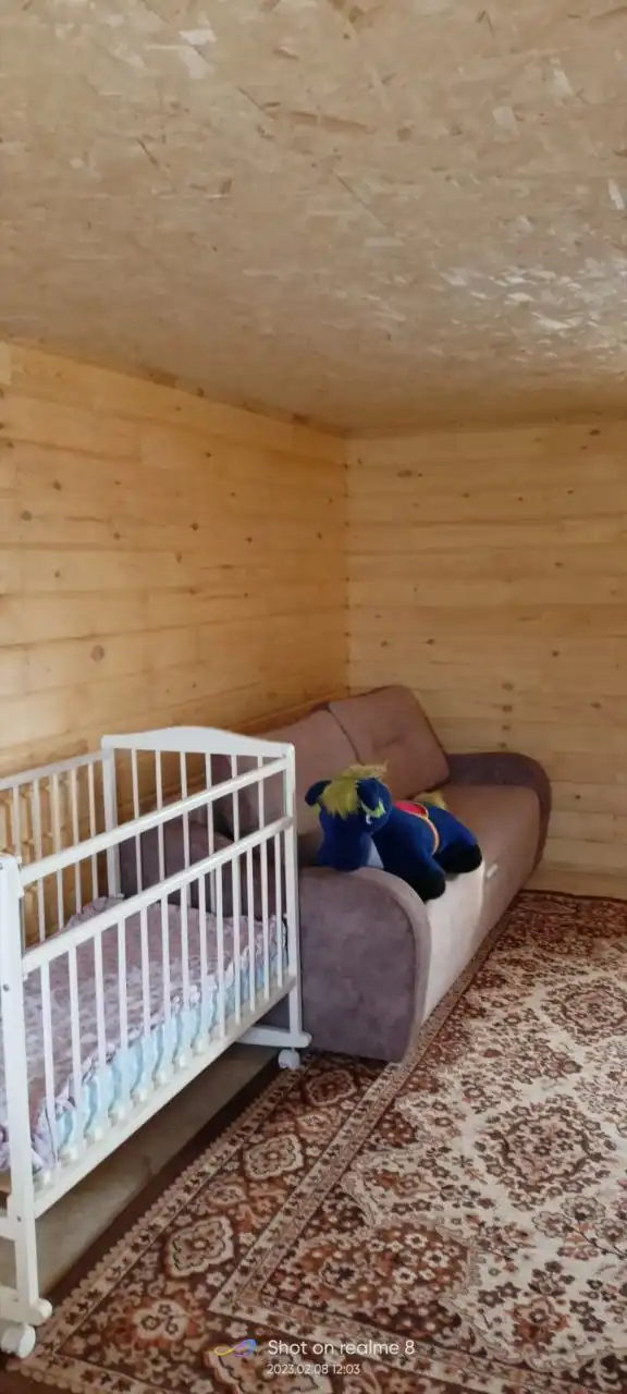 Продам детскую кроватку белую с матрасиком - Кроватки (Товары для детей) в Братск