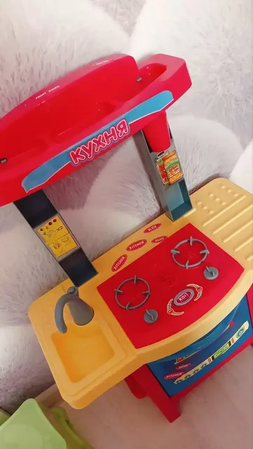 Продам кухню с посудой - Детские товары в Братск