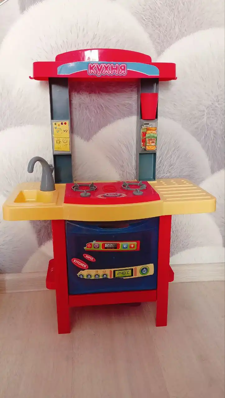 Продам кухню с посудой - Кухня (Барахолка) в Братск