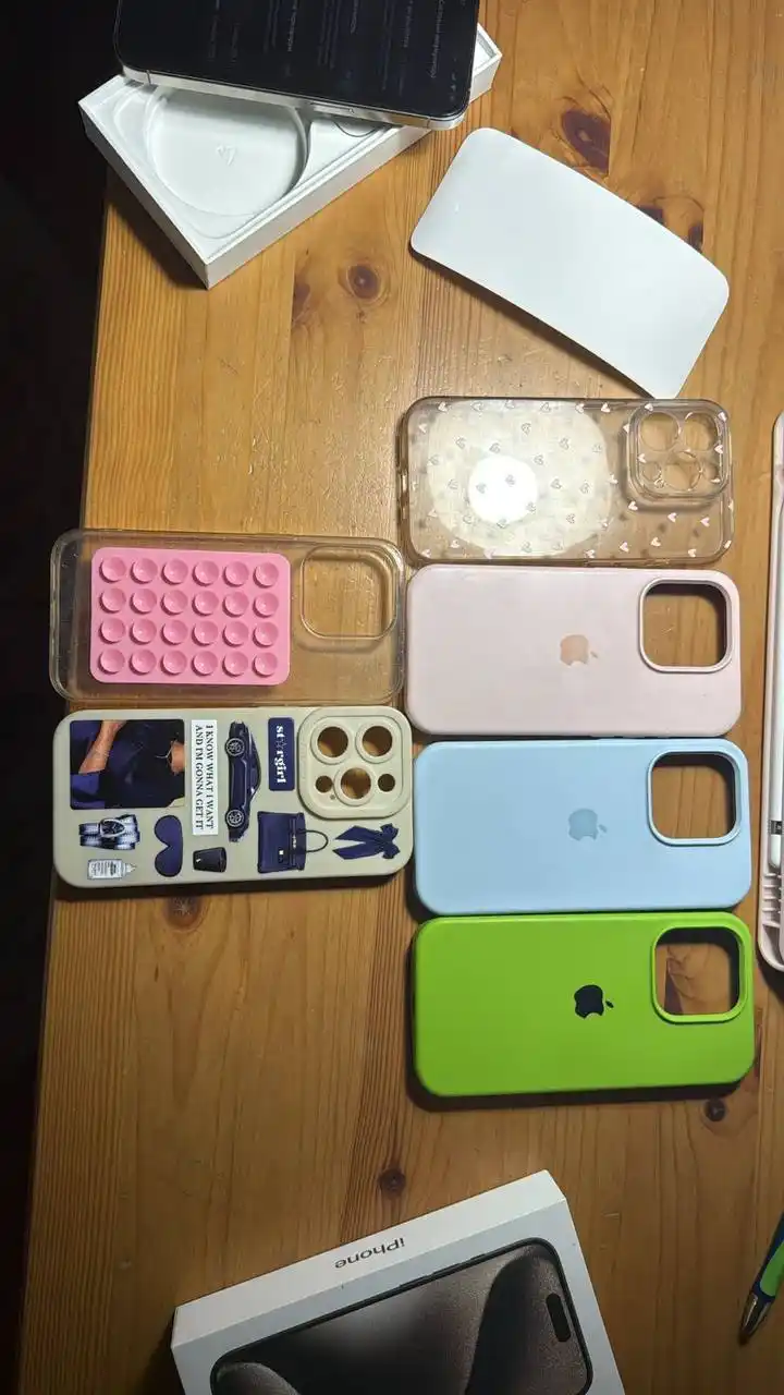 Продаю iPhone 15 Pro 256GB