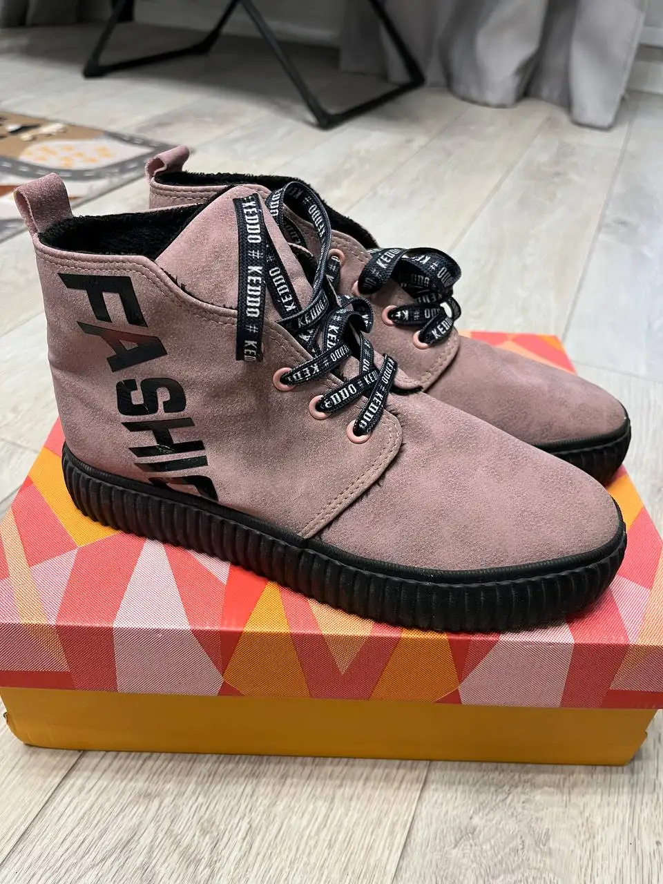 Женские Деми ботинки и сланцы - Обувь (Одежда) в Кондратово