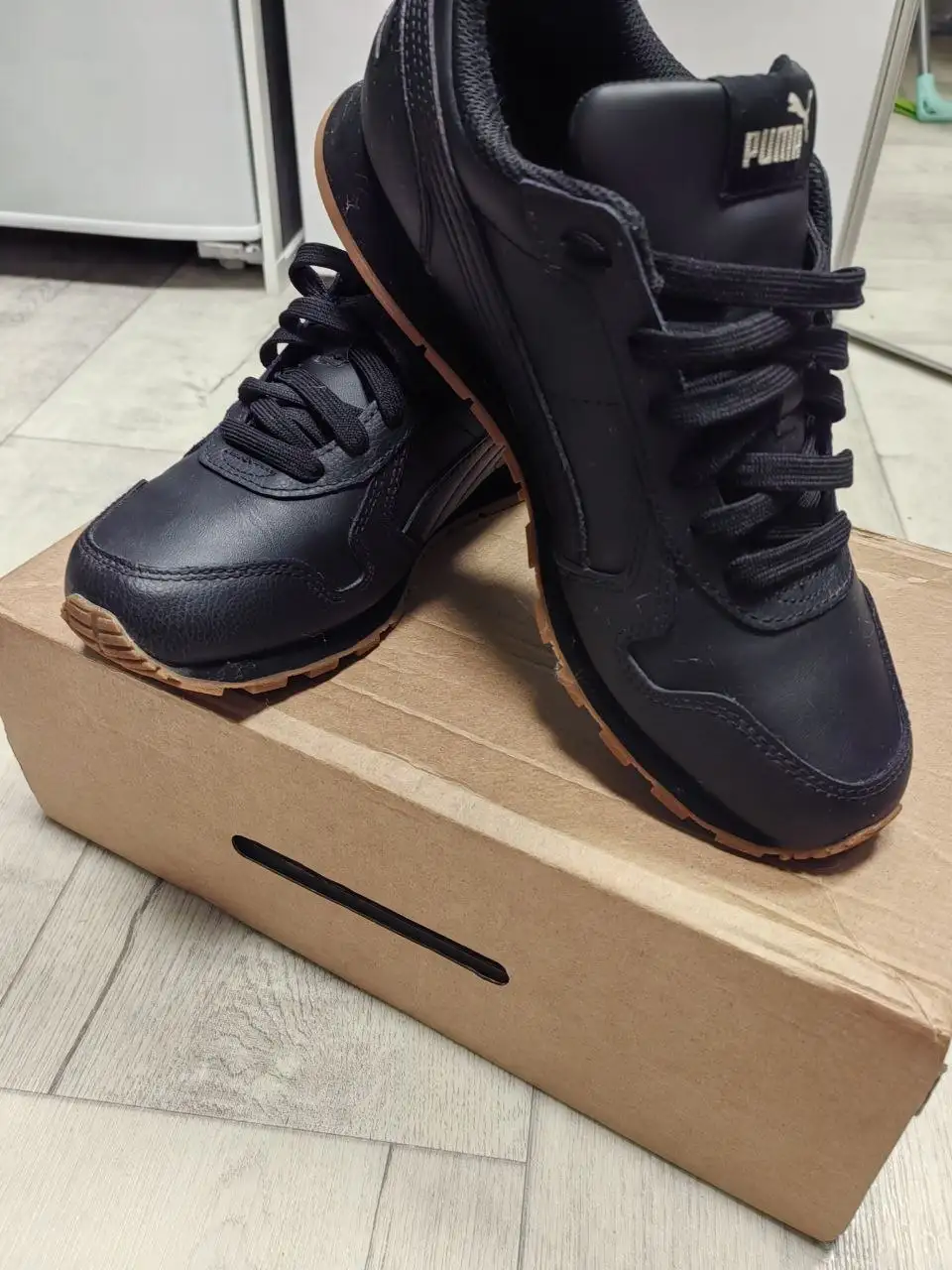 Кроссовки кожаные натуральные, размер 40.5, производитель Вьетнам - Обувь (Одежда) в Кондратово