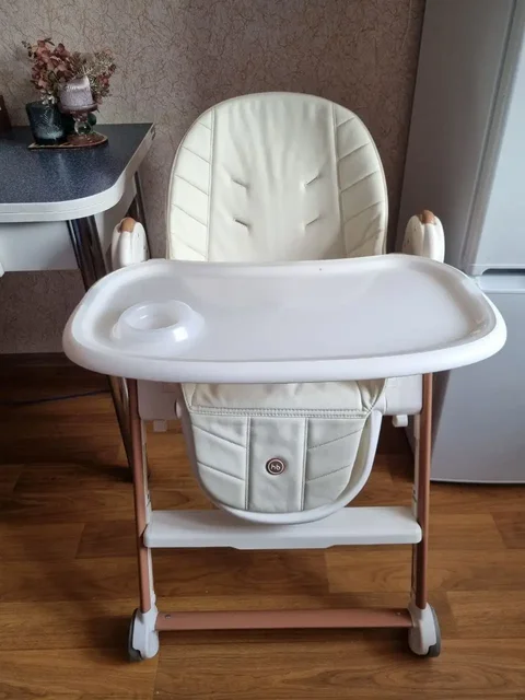 Стул для кормления Happy Baby 0-5 лет с регулировками - Обувь и головные уборы в Кондратово