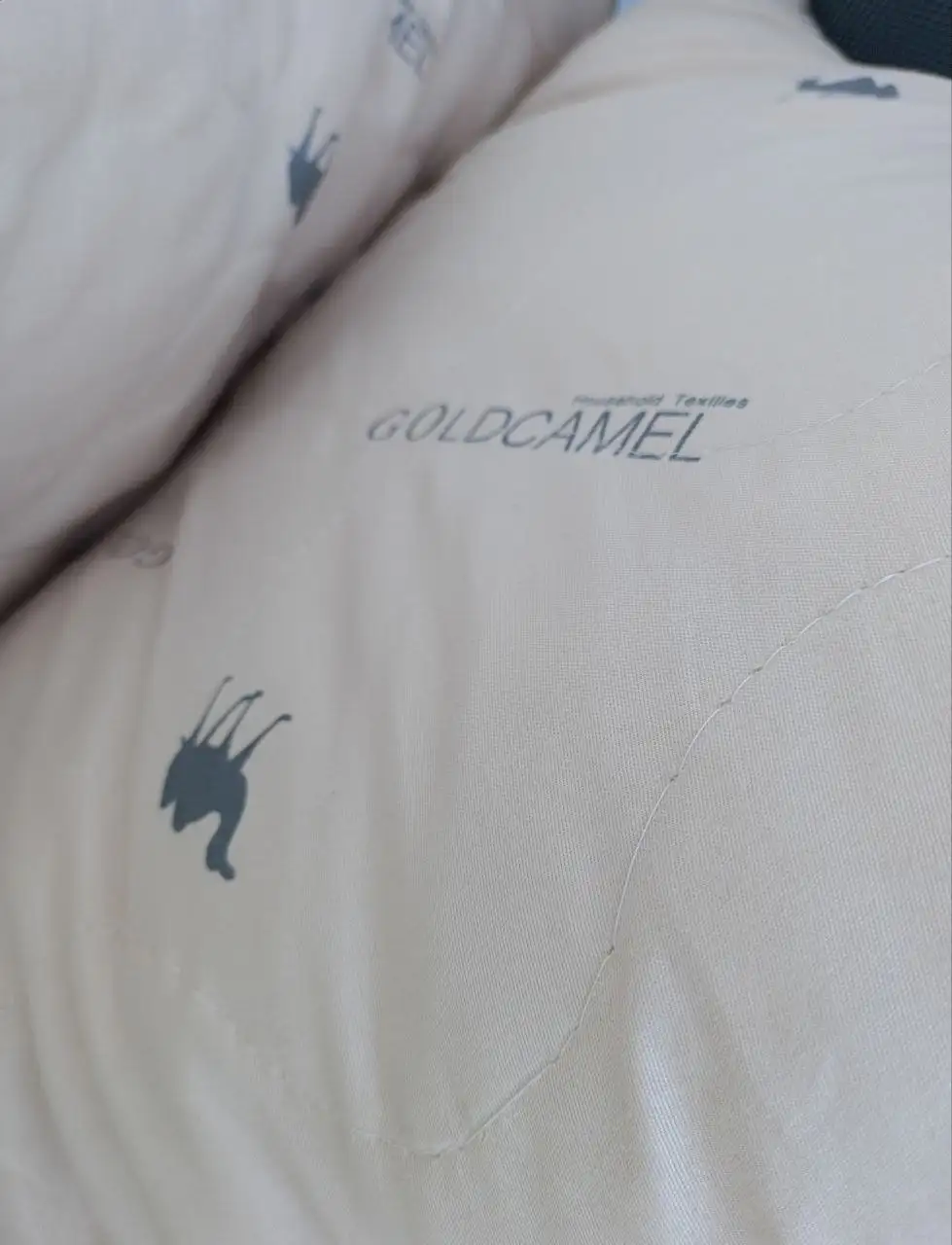 Две подушки 70х70 в отличном состоянии - Текстиль для дома (Барахолка) в Кондратово