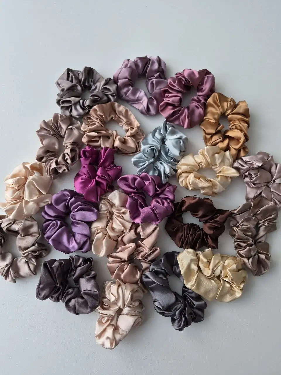 Меховые брелоки и широкие резинки - Аксессуары (Барахолка) в Кондратово