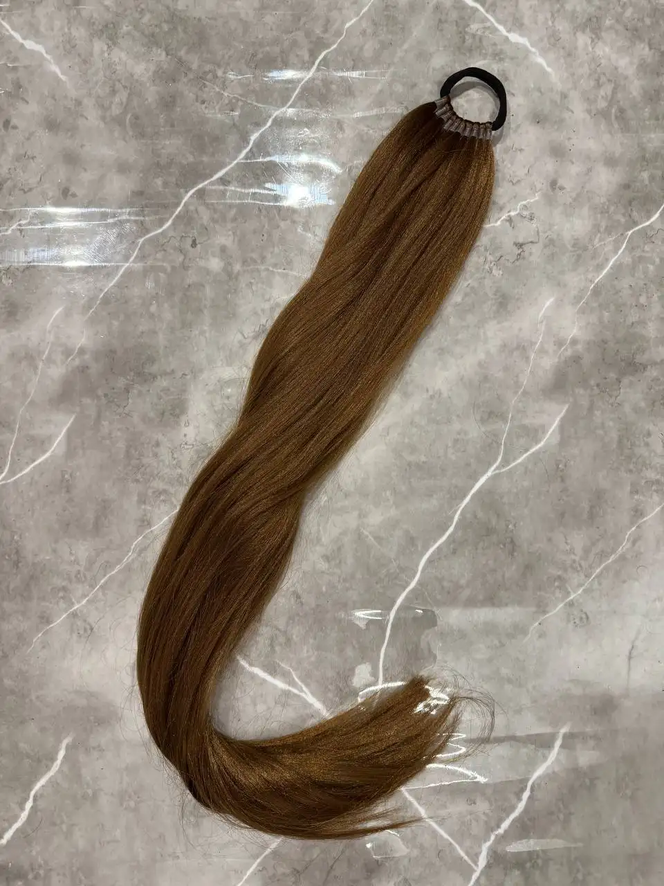 Хвост и резинка с волосами - Барахолка в Кондратово