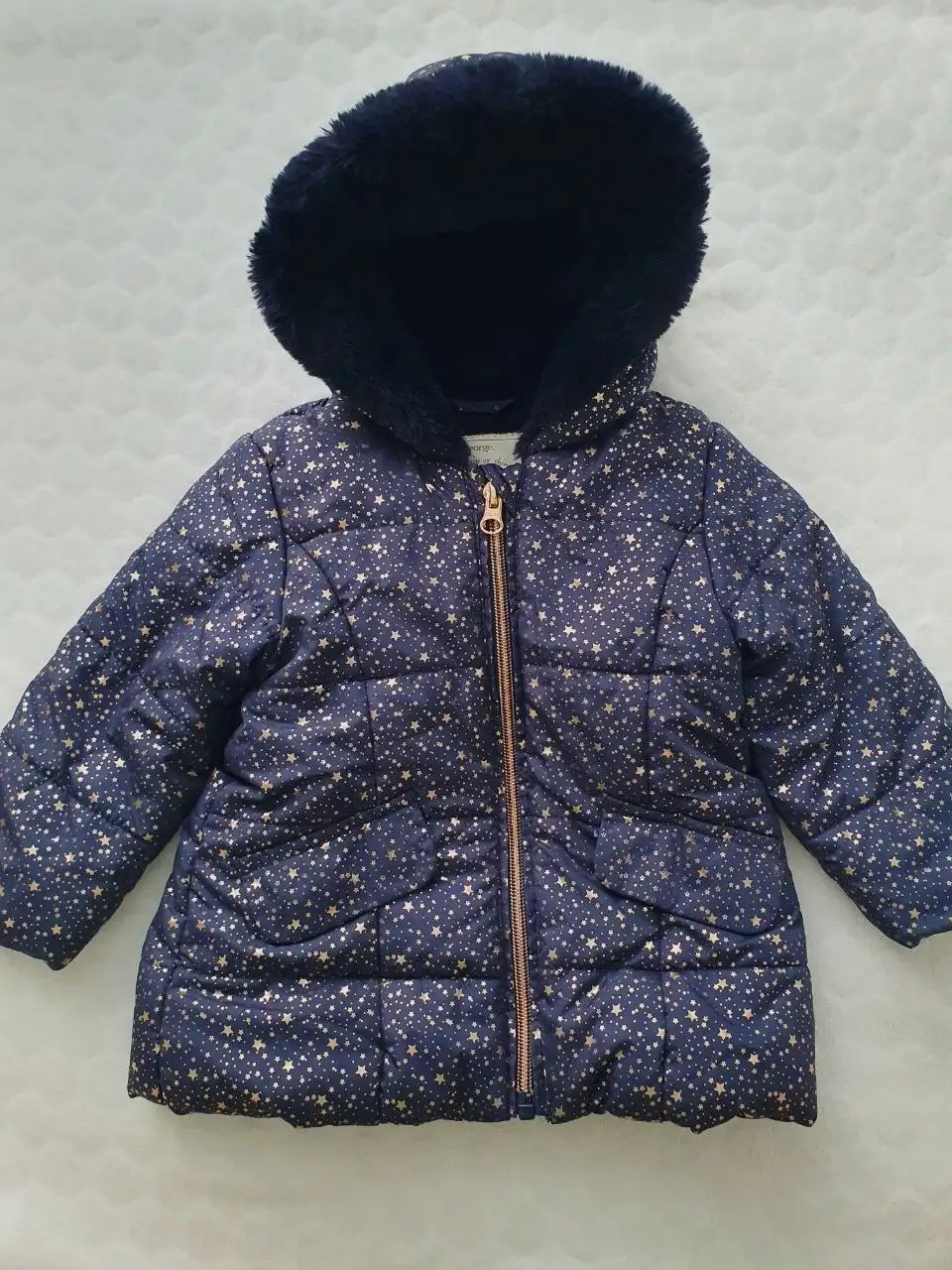 Куртка весенняя и шапочки для ребенка - Одежда для детей (Товары для детей) в Кондратово